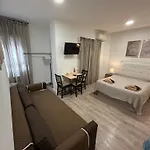 Habitaciones En Embajadores